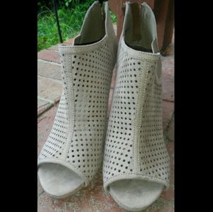 Madden Girl heels